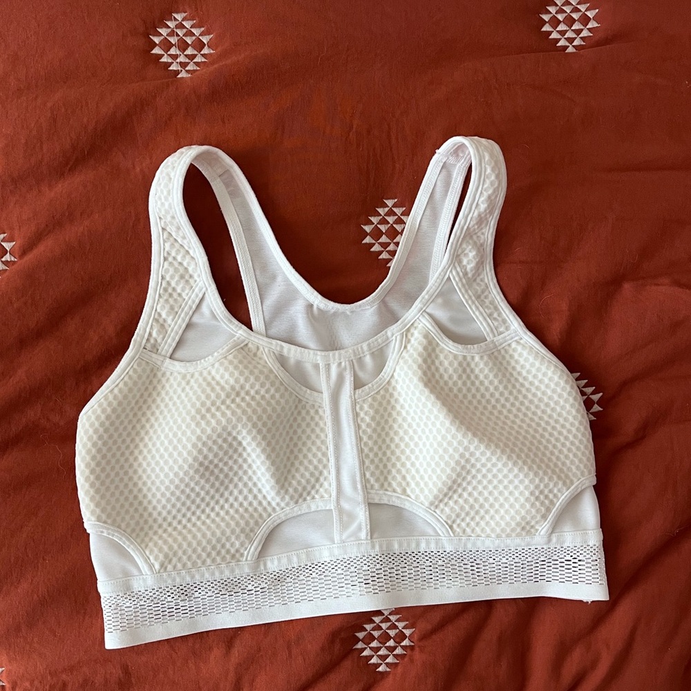 White Nike Dri-Fit Women’s Sports Bra